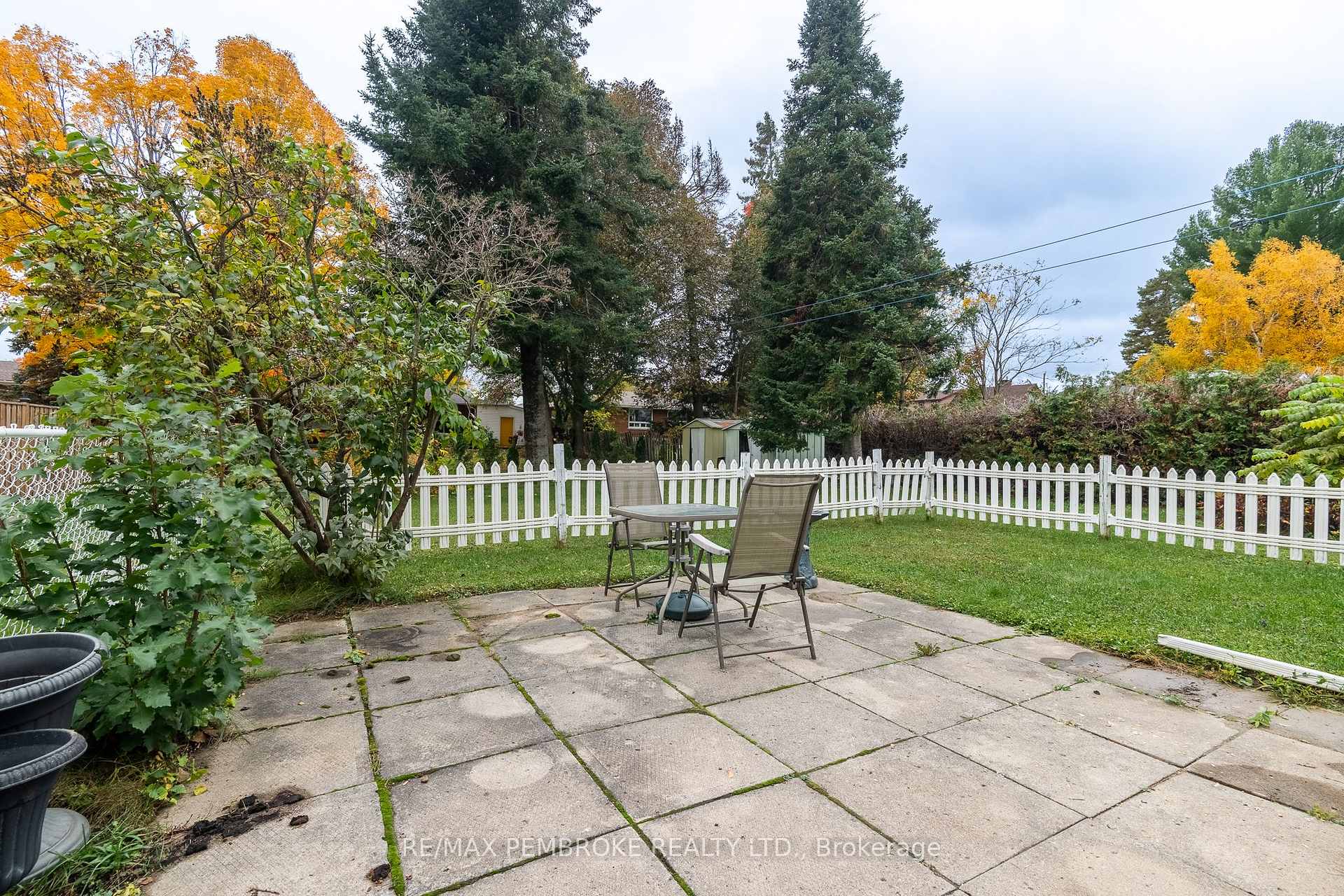 Photo 38 of 504 Wallace Street, Pembroke, Pembroke — HOMEH
