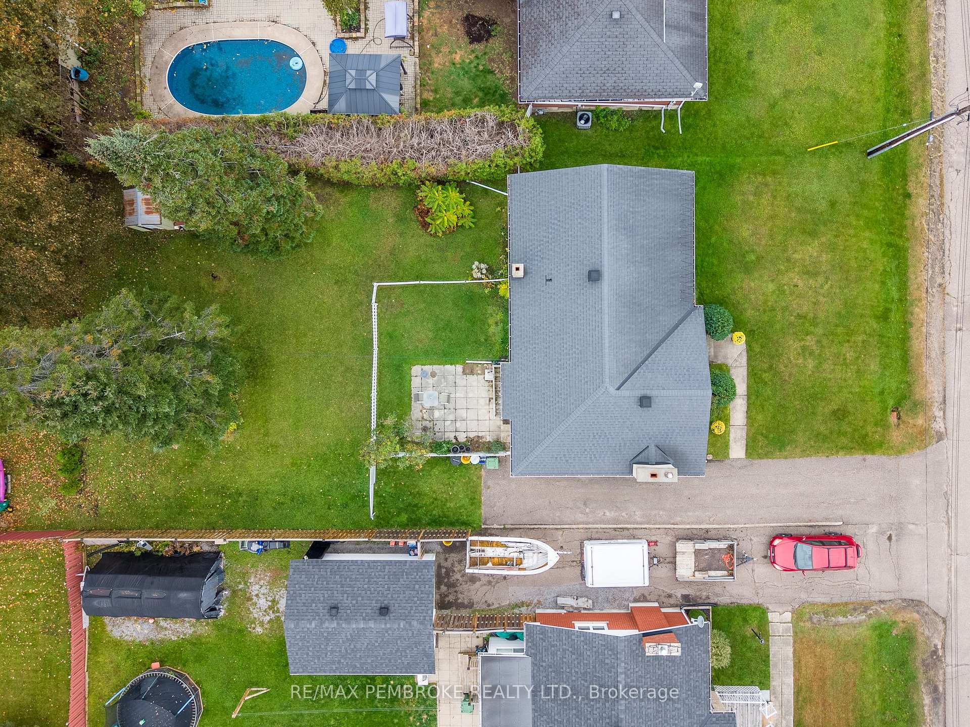Photo 40 of 504 Wallace Street, Pembroke, Pembroke — HOMEH