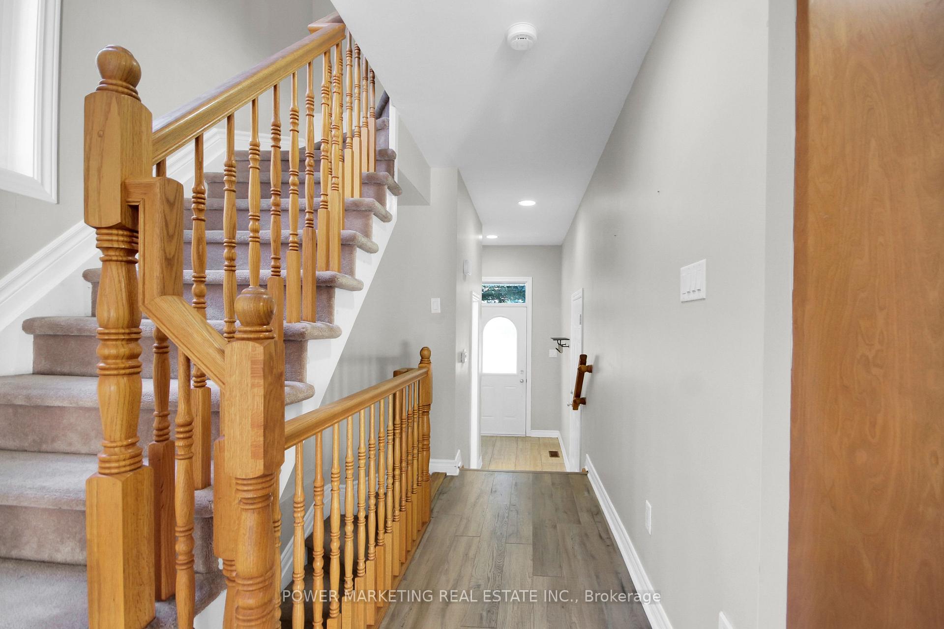 Photo 6 of 207 Hidden Meadow Avenue, Ottawa, Blossom Park/Kemp Park/Findlay Creek — HOMEH