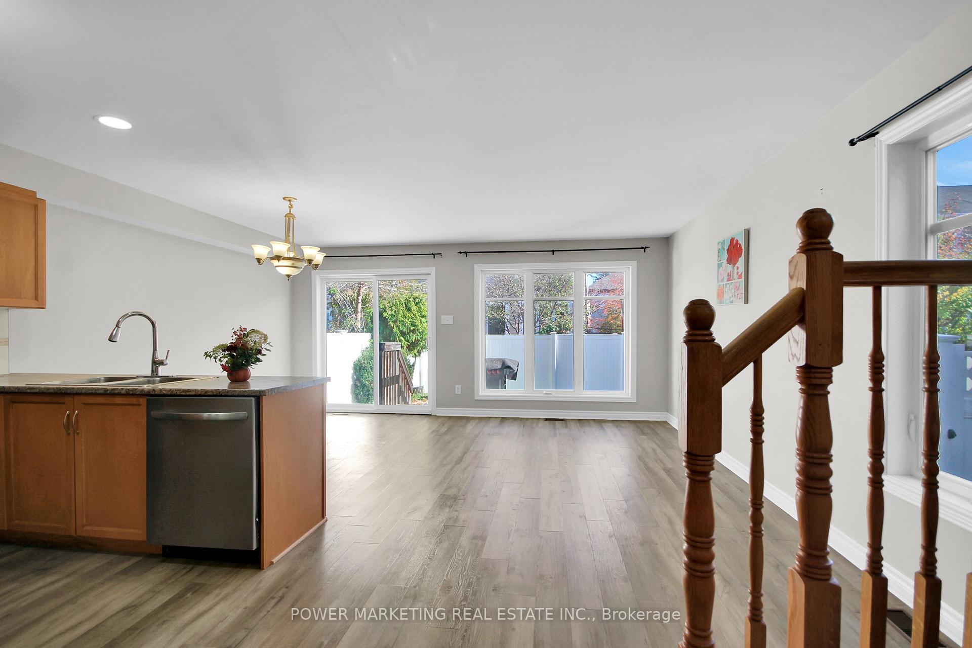 Photo 8 of 207 Hidden Meadow Avenue, Ottawa, Blossom Park/Kemp Park/Findlay Creek — HOMEH