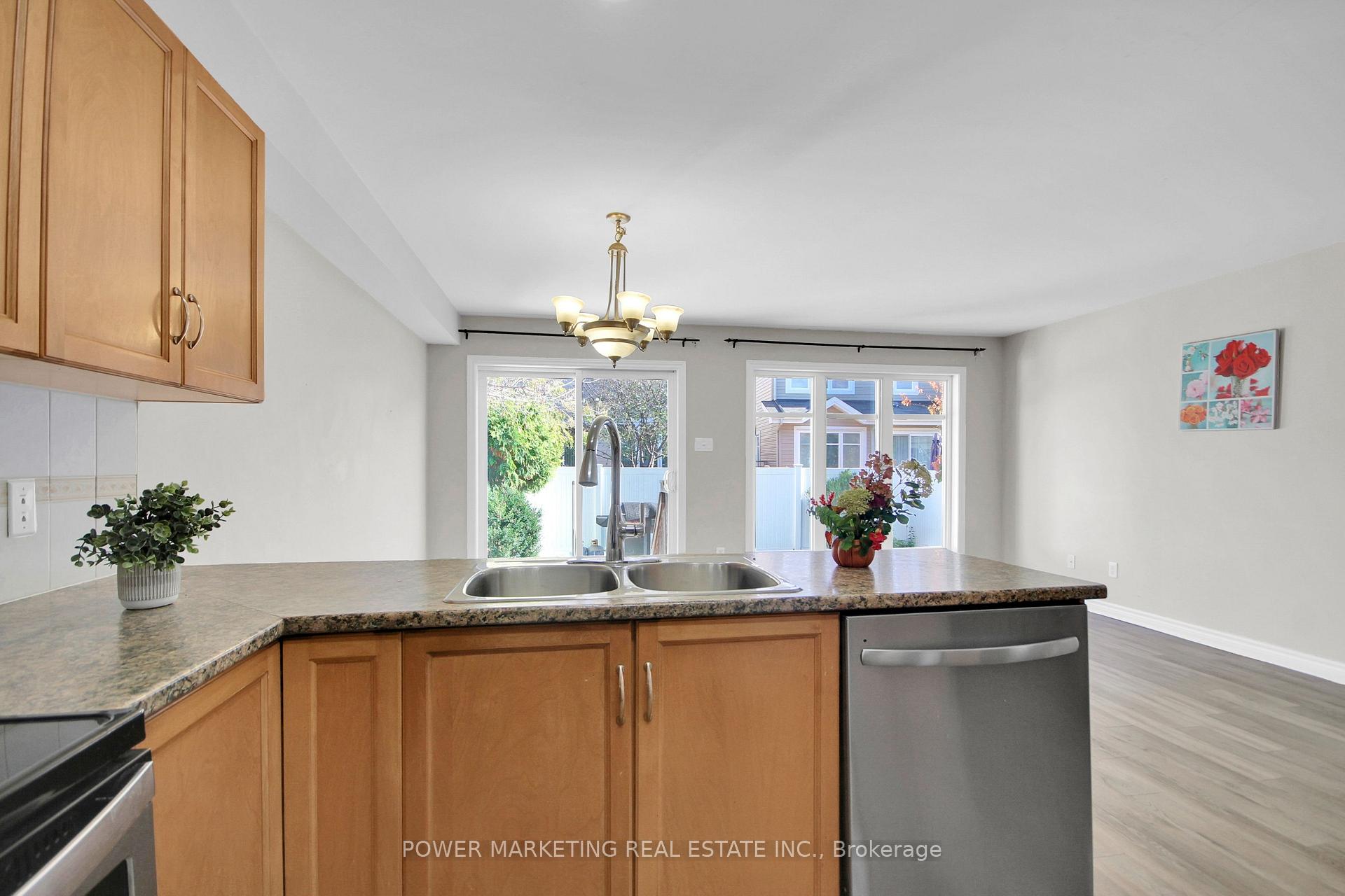 Photo 18 of 207 Hidden Meadow Avenue, Ottawa, Blossom Park/Kemp Park/Findlay Creek — HOMEH