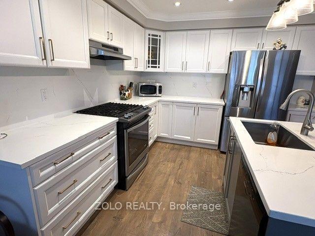 Photo 4 of 42 Willoughby Way, New Tecumseth, Alliston — HOMEH
