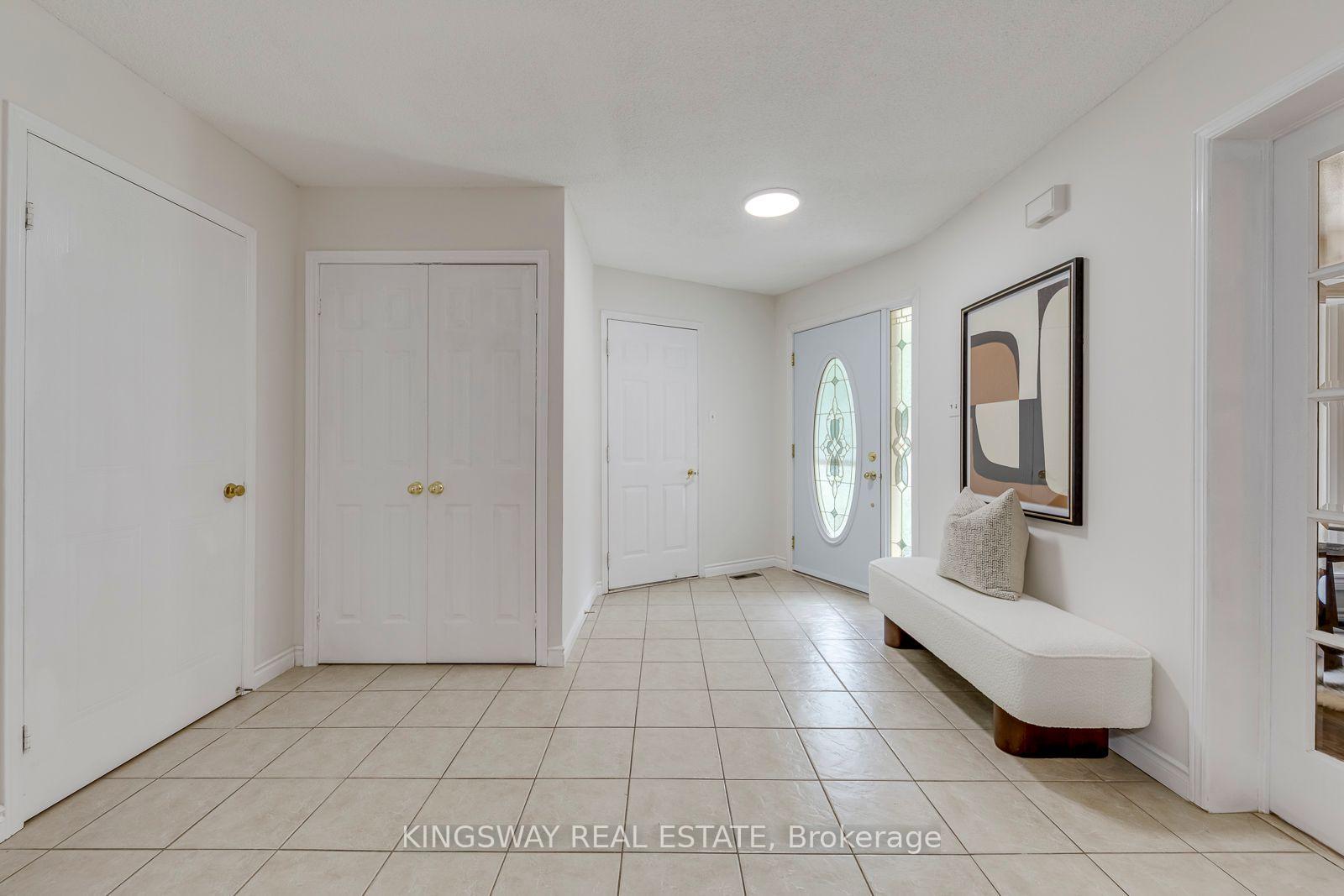 Photo 2 of 3603 Kelso Crescent, Mississauga, Erin Mills — HOMEH