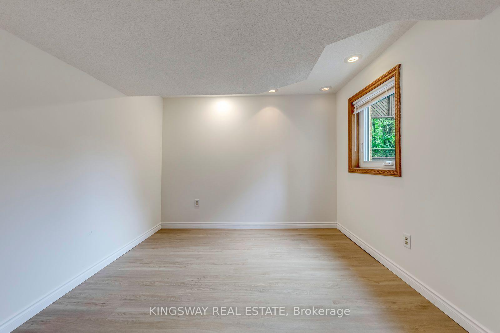 Photo 37 of 3603 Kelso Crescent, Mississauga, Erin Mills — HOMEH