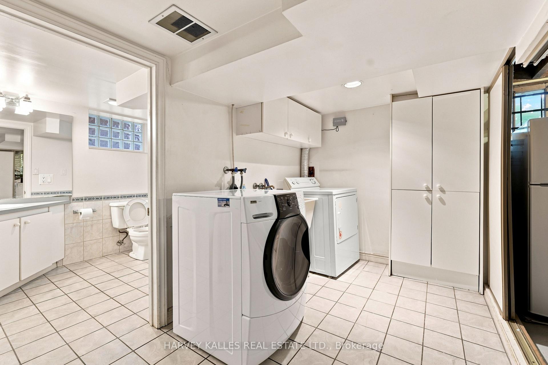 Photo 29 of 231 Glengrove Avenue W, Toronto, Lawrence Park South — HOMEH