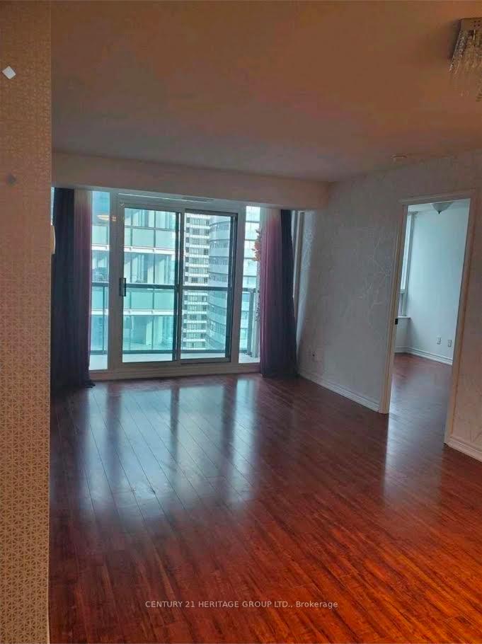 Photo 6 of Unit 3109, 30 Grand Trunk Crescent, Toronto, Waterfront Communities — HOMEH