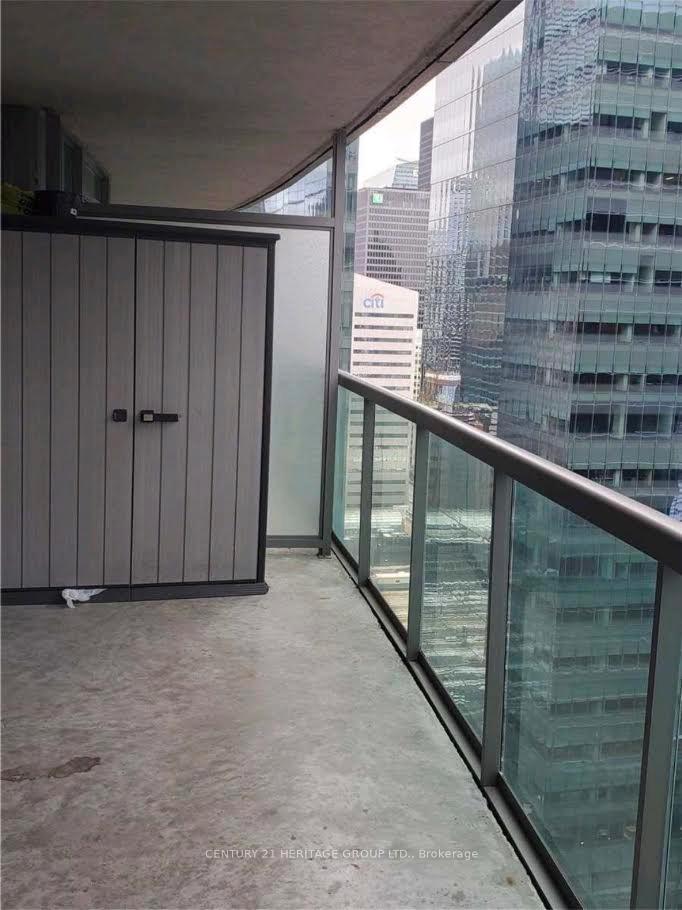 Photo 13 of Unit 3109, 30 Grand Trunk Crescent, Toronto, Waterfront Communities — HOMEH