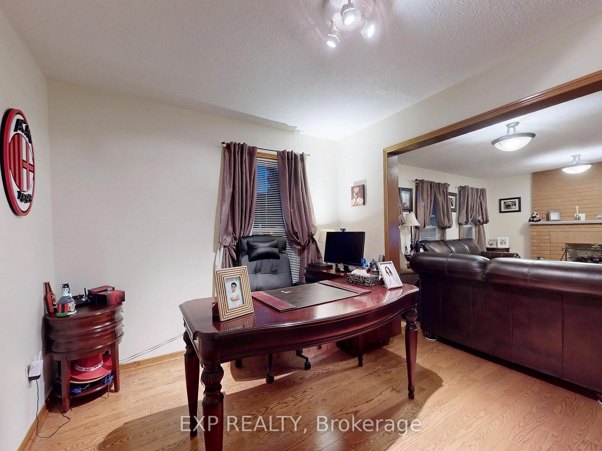 Photo 11 of 41 Bobcat Street, Brampton, Sandringham-Wellington — HOMEH