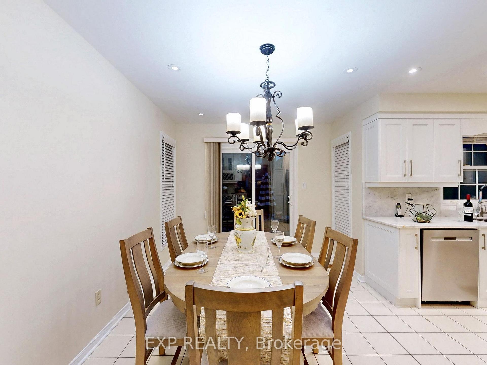 Photo 17 of 41 Bobcat Street, Brampton, Sandringham-Wellington — HOMEH