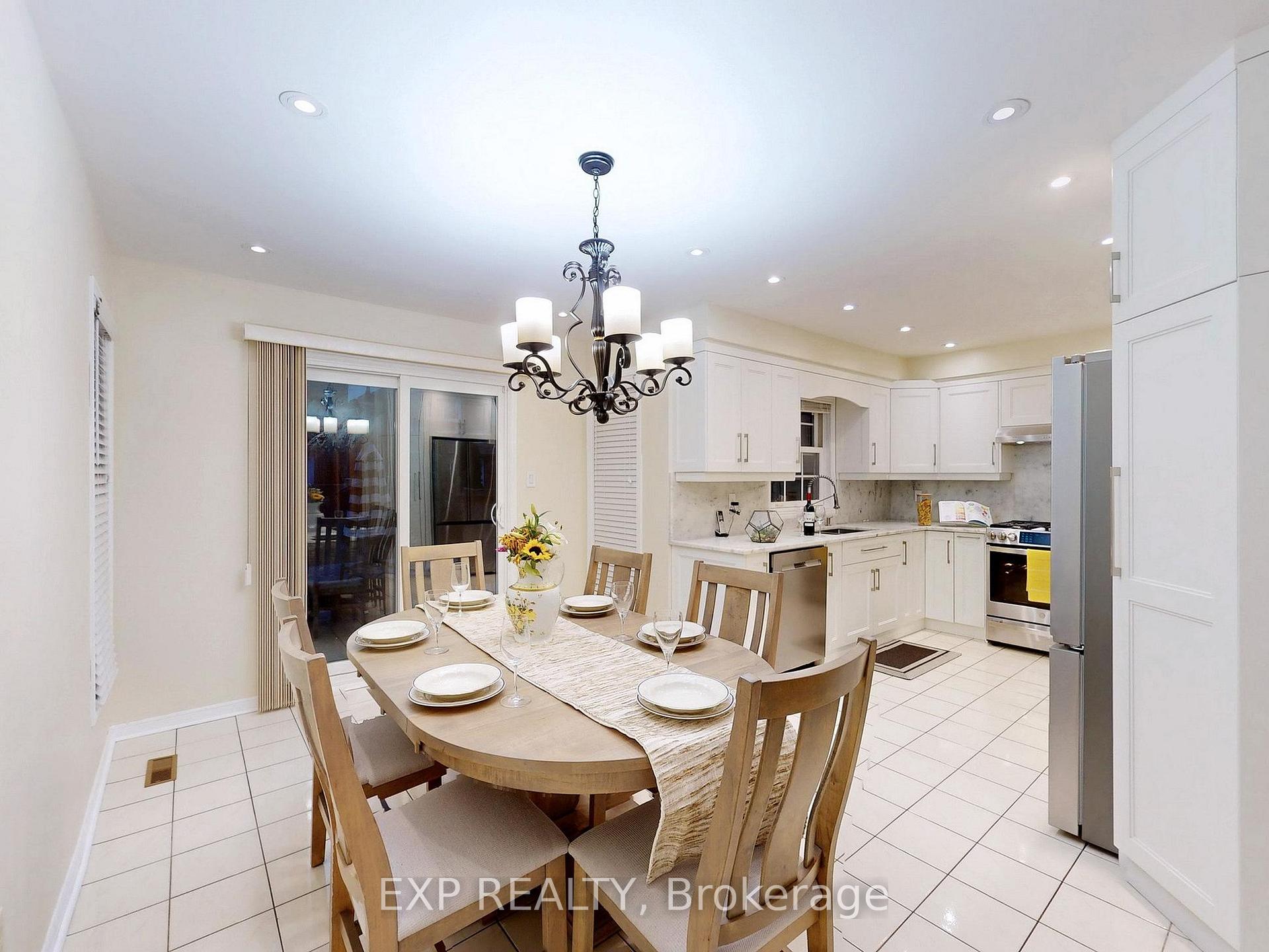 Photo 18 of 41 Bobcat Street, Brampton, Sandringham-Wellington — HOMEH