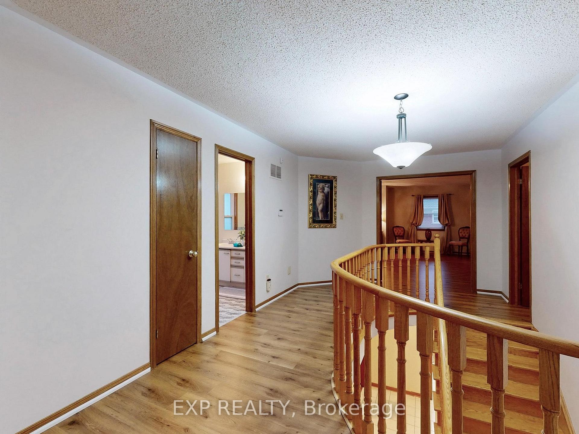Photo 24 of 41 Bobcat Street, Brampton, Sandringham-Wellington — HOMEH