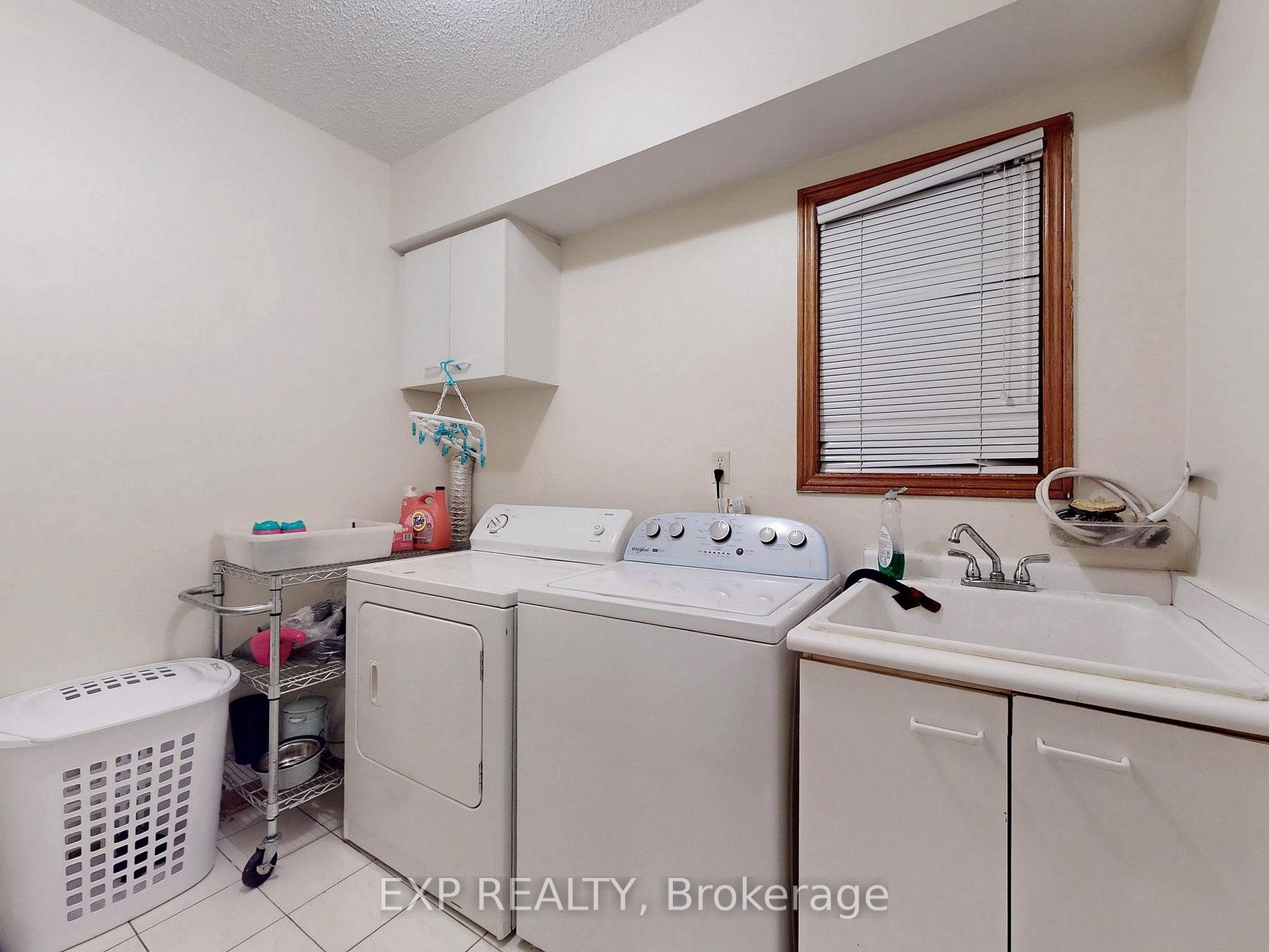 Photo 40 of 41 Bobcat Street, Brampton, Sandringham-Wellington — HOMEH