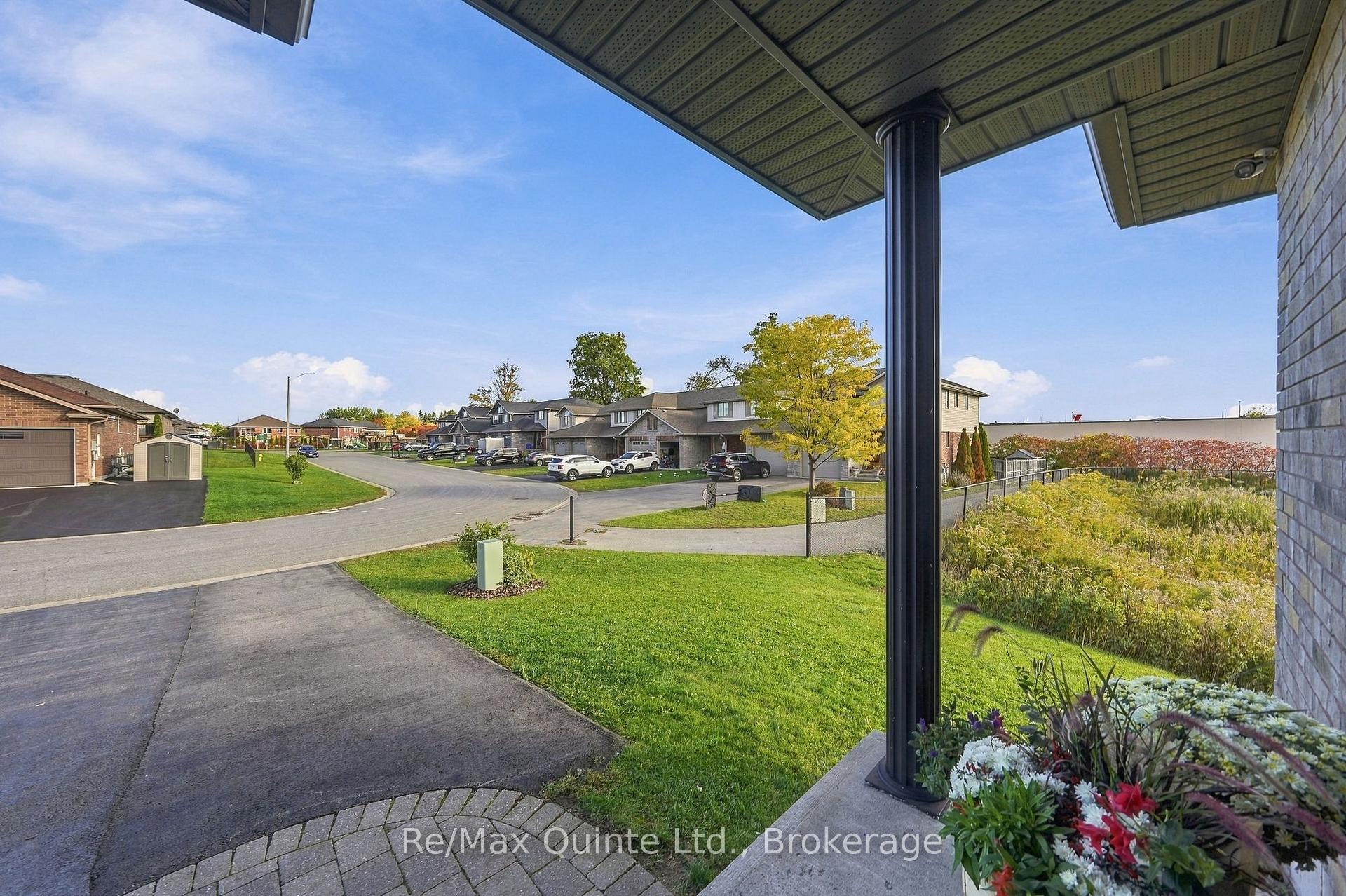 Photo 6 of 32 Cortland Crescent, Quinte West, Murray Ward — HOMEH