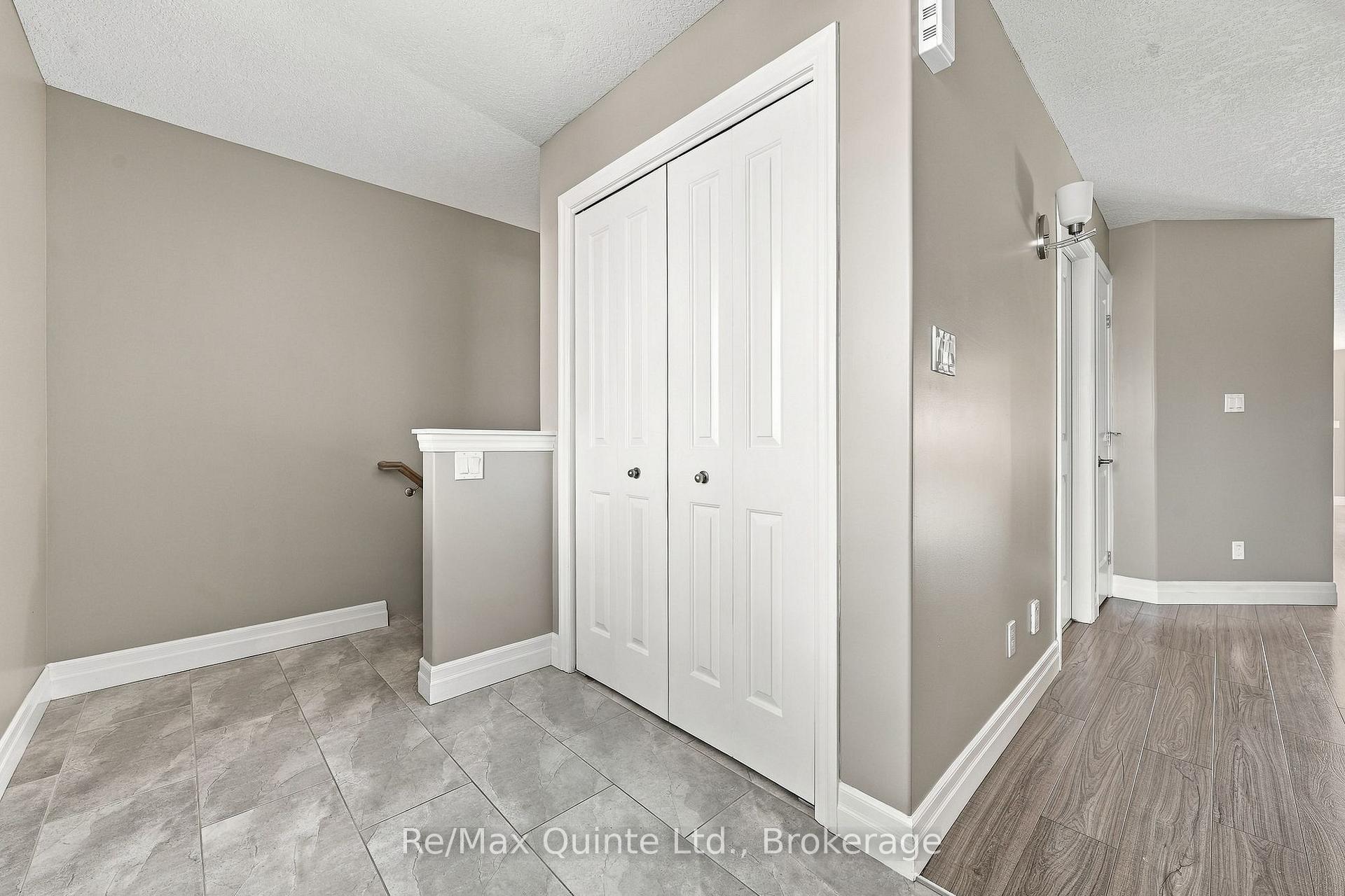 Photo 9 of 32 Cortland Crescent, Quinte West, Murray Ward — HOMEH