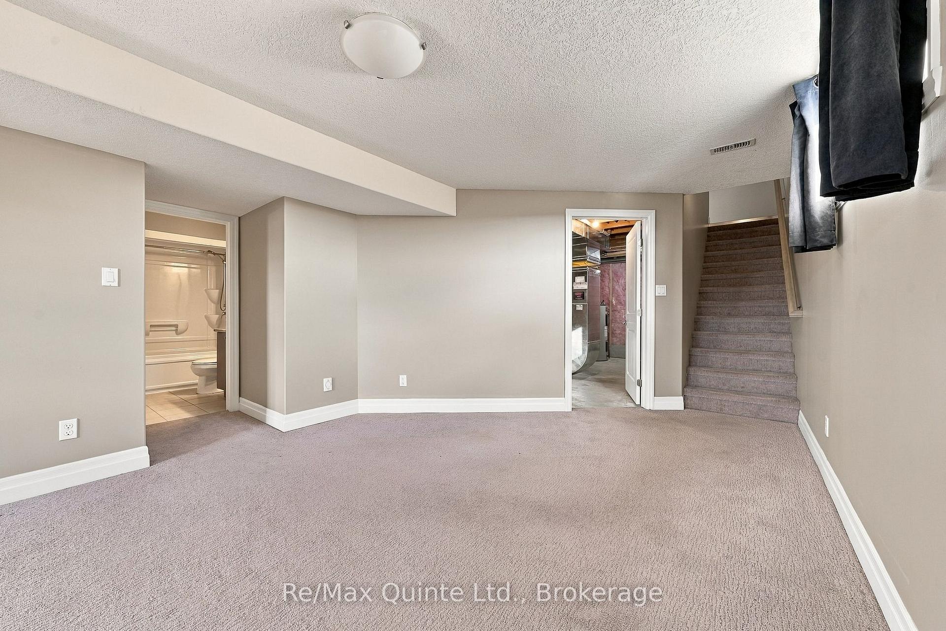 Photo 22 of 32 Cortland Crescent, Quinte West, Murray Ward — HOMEH
