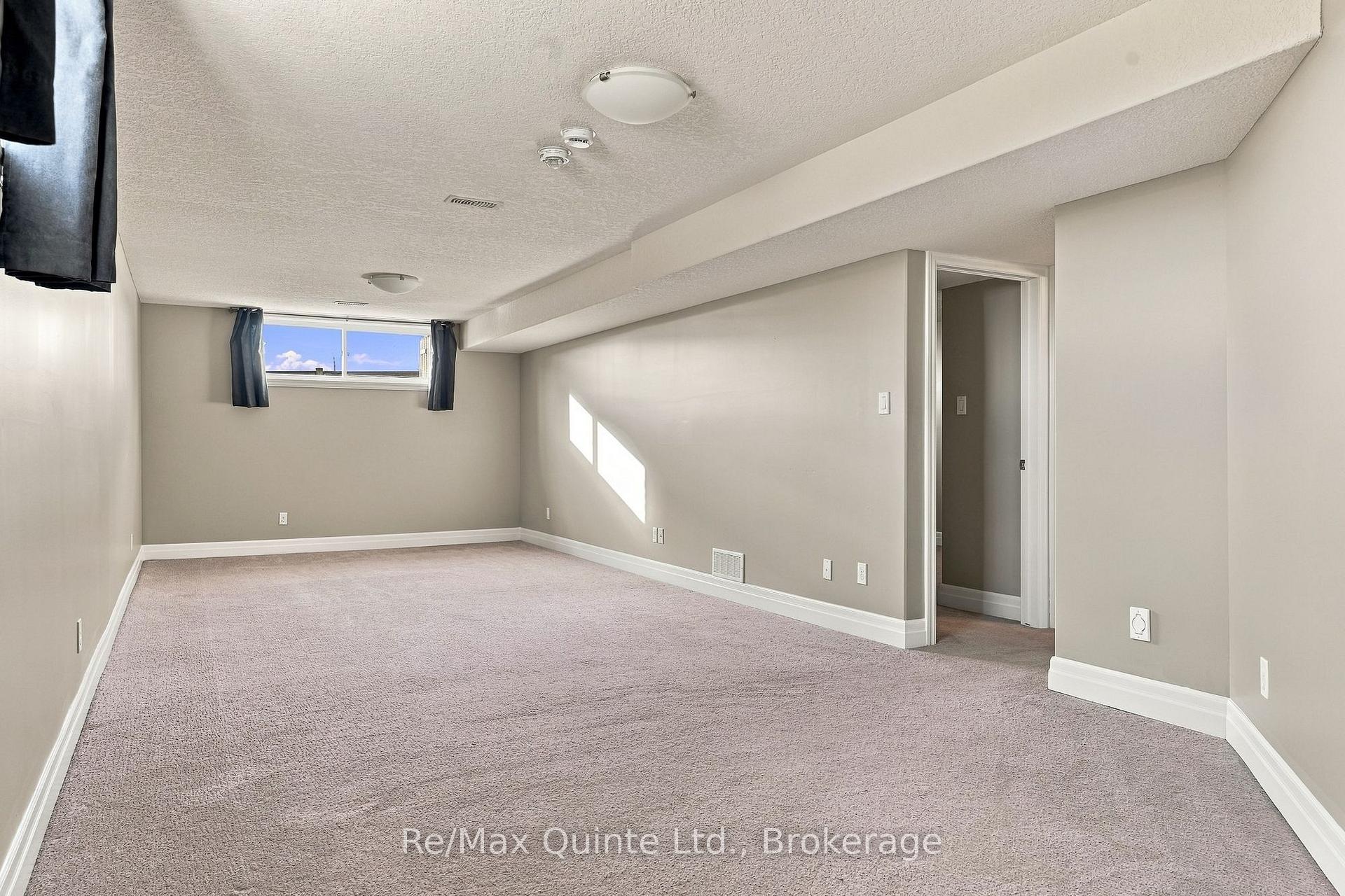 Photo 23 of 32 Cortland Crescent, Quinte West, Murray Ward — HOMEH