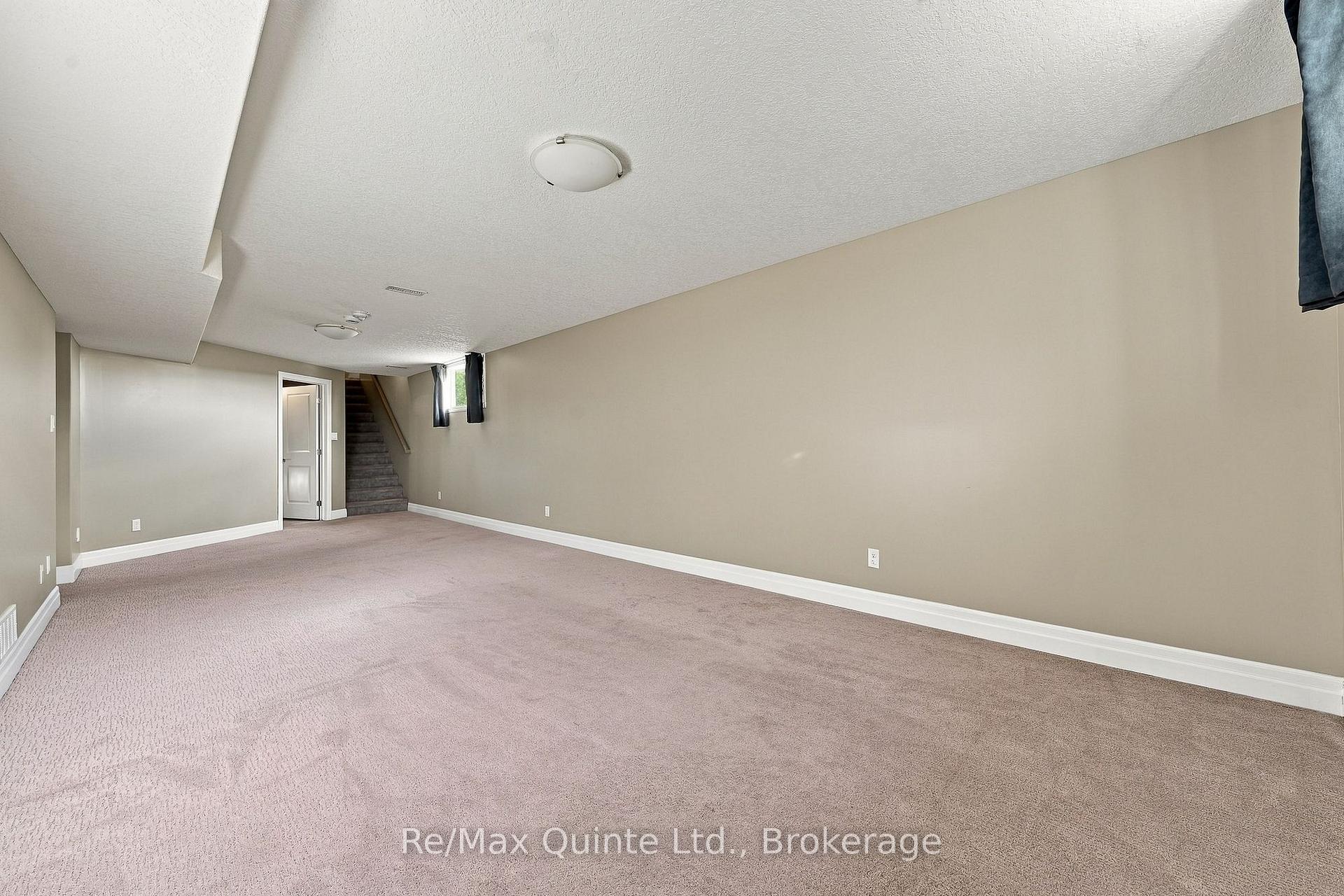 Photo 24 of 32 Cortland Crescent, Quinte West, Murray Ward — HOMEH