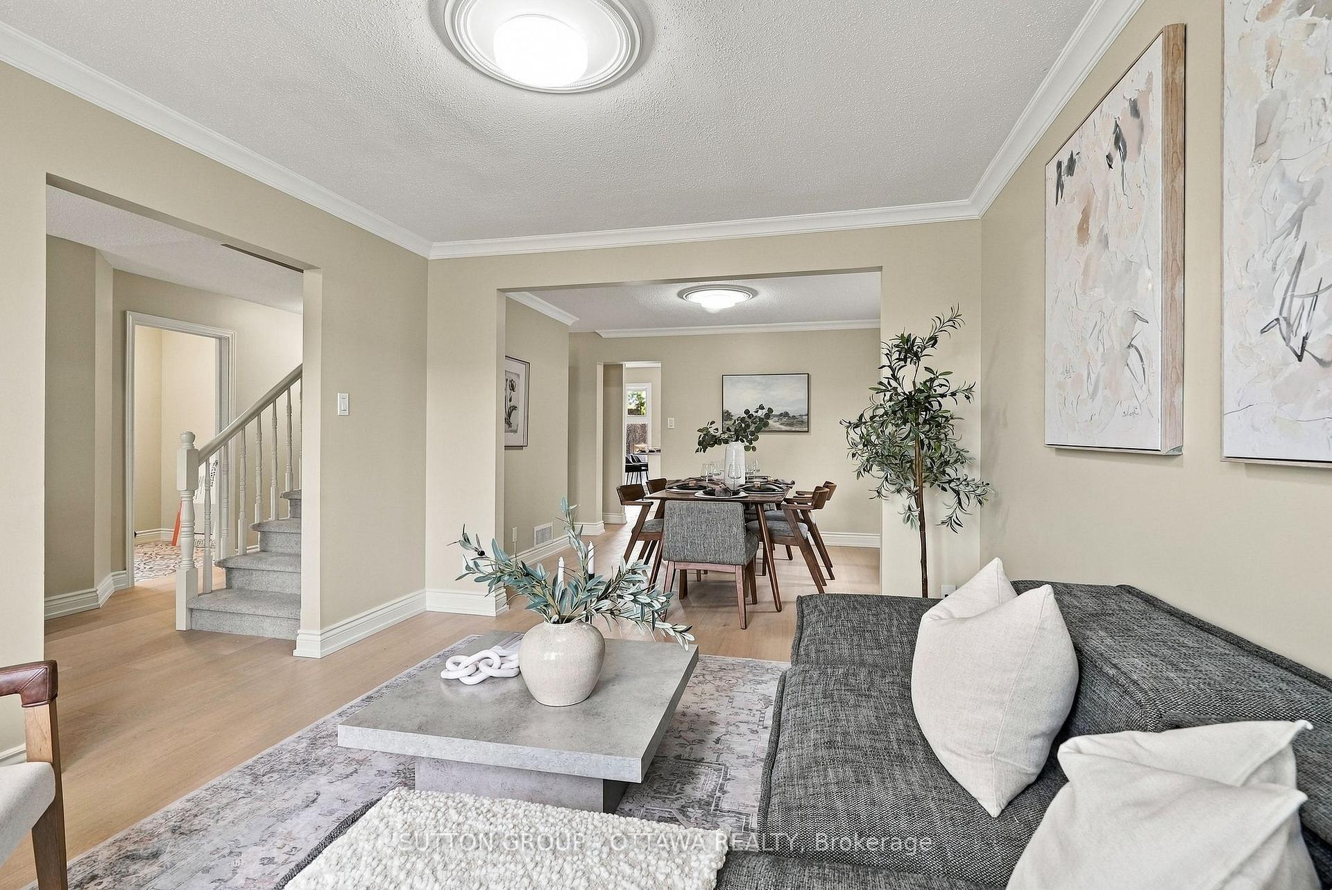 Photo 9 of 476 Rougemount Crescent, Ottawa, Fallingbrook/Gardenway South — HOMEH