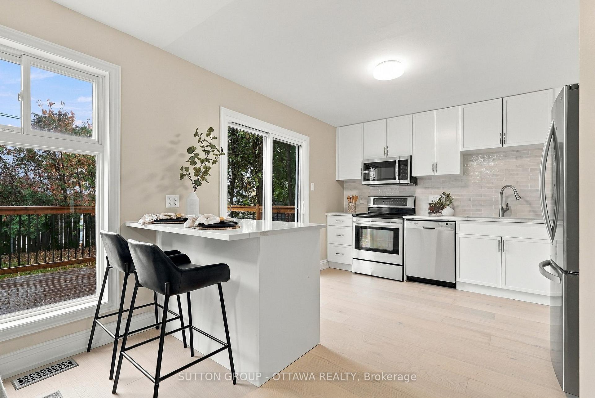 Photo 16 of 476 Rougemount Crescent, Ottawa, Fallingbrook/Gardenway South — HOMEH