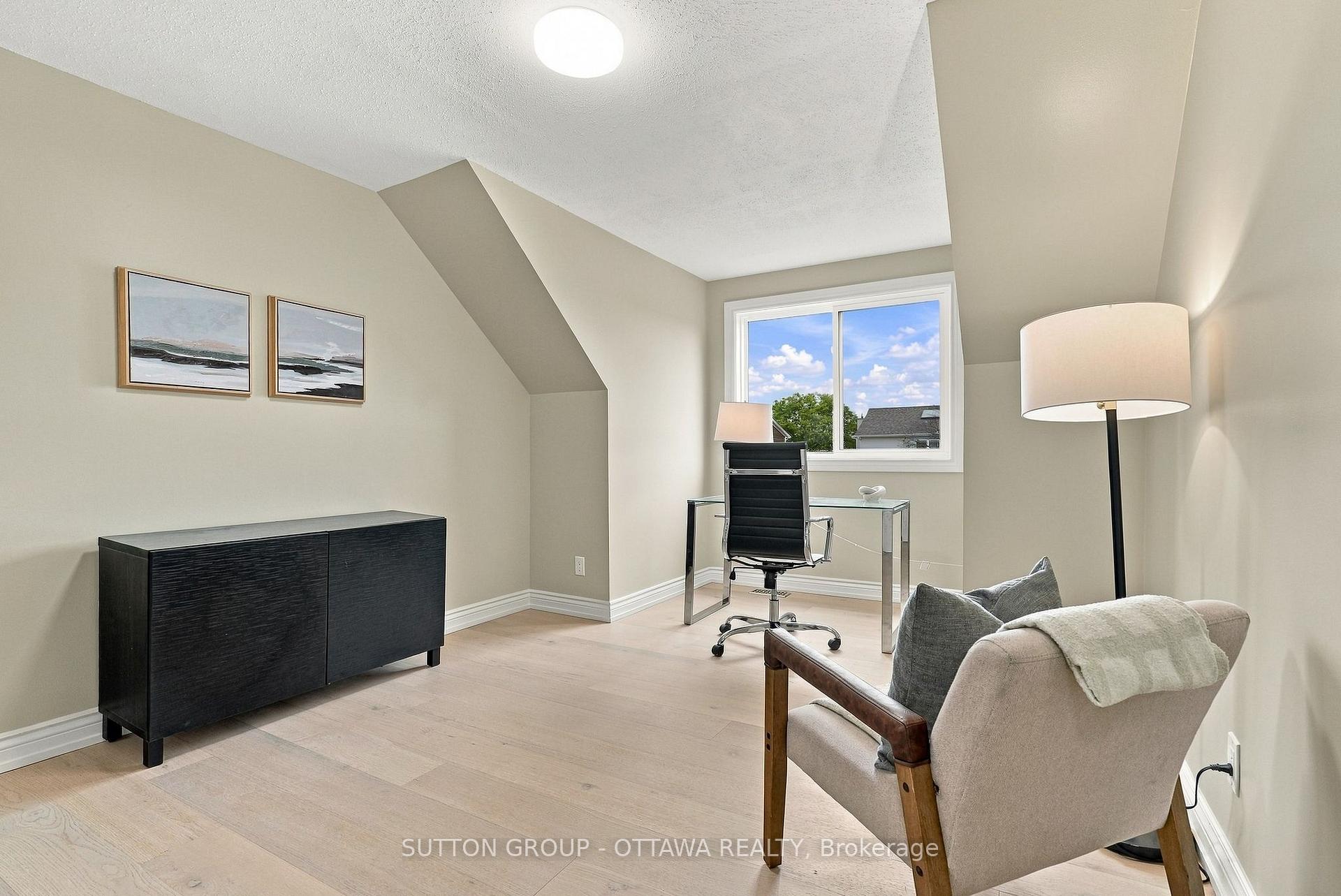 Photo 32 of 476 Rougemount Crescent, Ottawa, Fallingbrook/Gardenway South — HOMEH