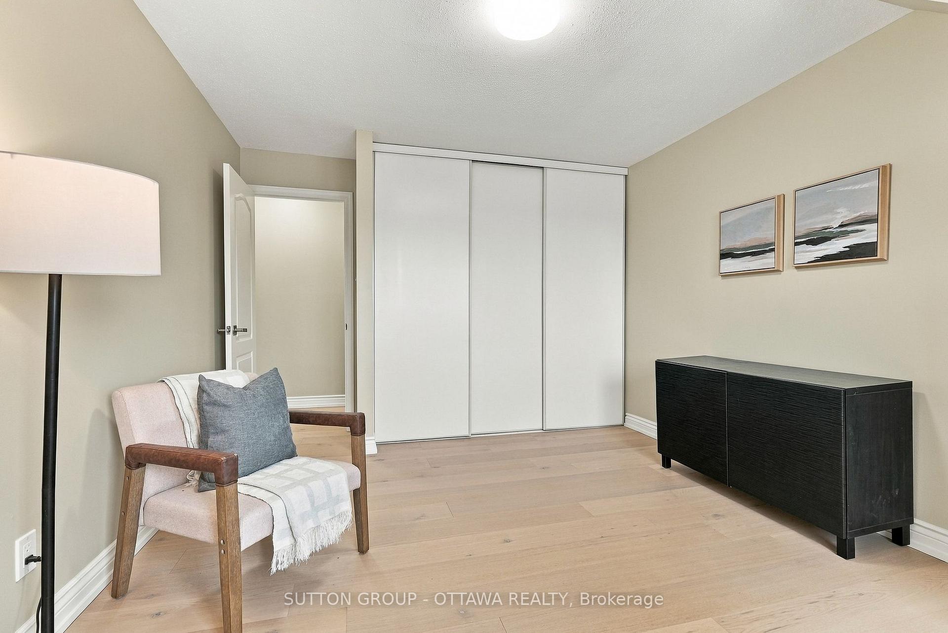 Photo 33 of 476 Rougemount Crescent, Ottawa, Fallingbrook/Gardenway South — HOMEH