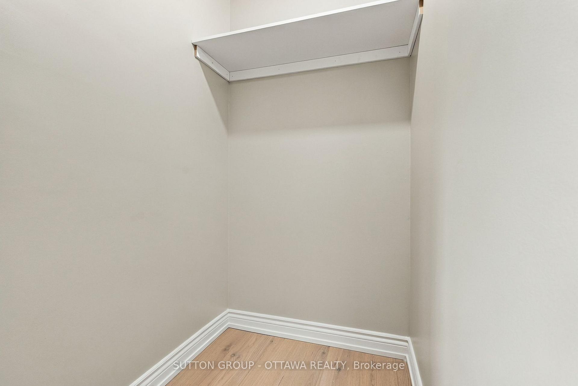 Photo 36 of 476 Rougemount Crescent, Ottawa, Fallingbrook/Gardenway South — HOMEH