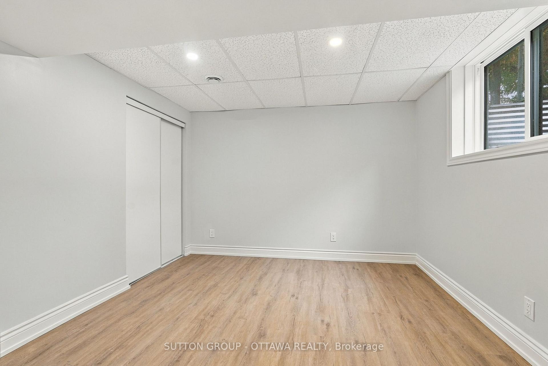 Photo 41 of 476 Rougemount Crescent, Ottawa, Fallingbrook/Gardenway South — HOMEH
