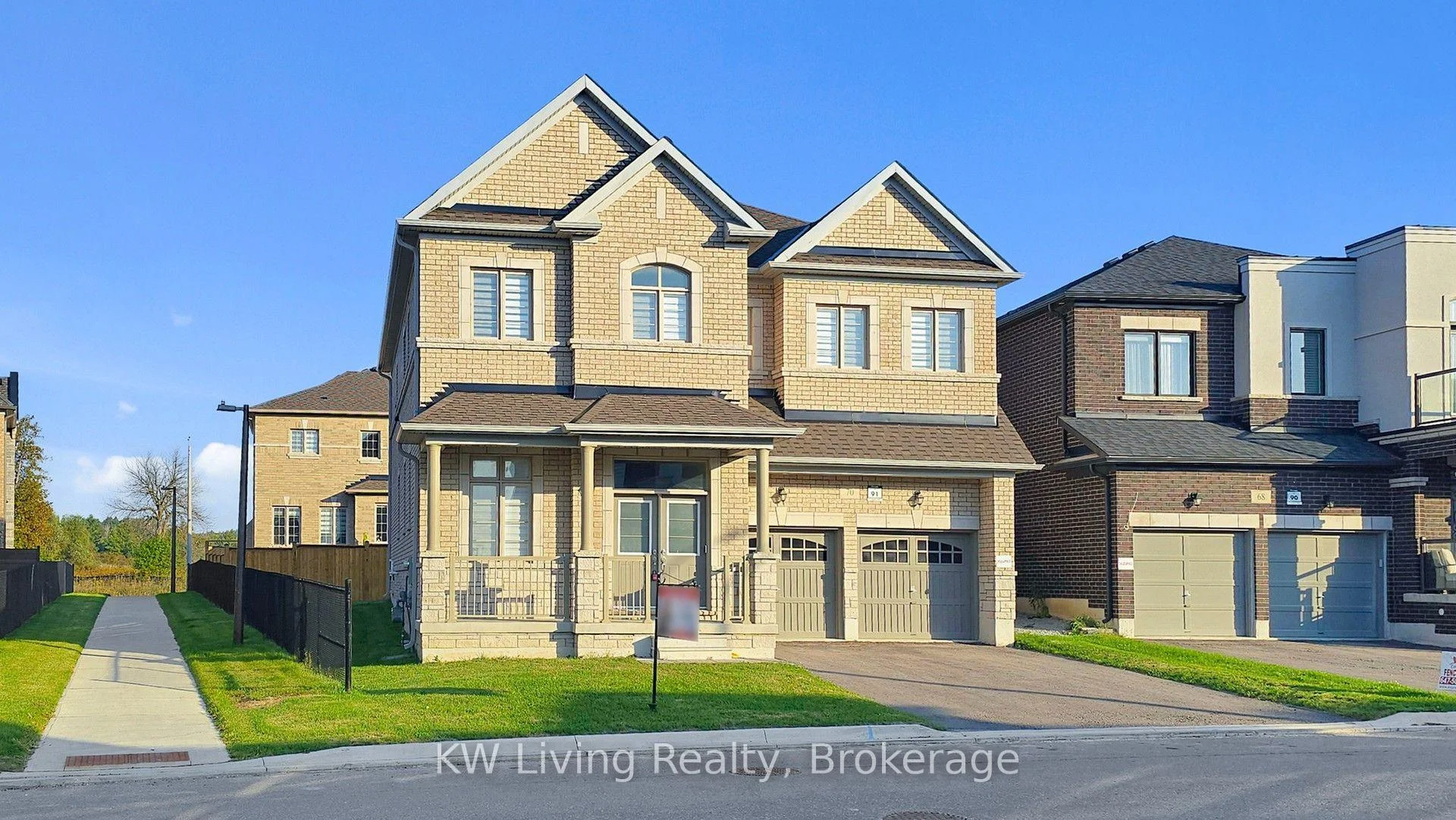 Photo 1 of 70 Current Drive, Richmond Hill, Rural Richmond Hill — HOMEH