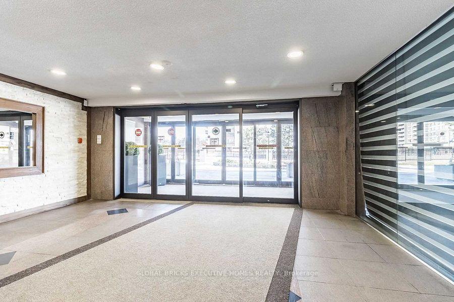 Photo 3 of Unit 1101, 4 Lisa Street, Brampton, Queen Street Corridor — HOMEH