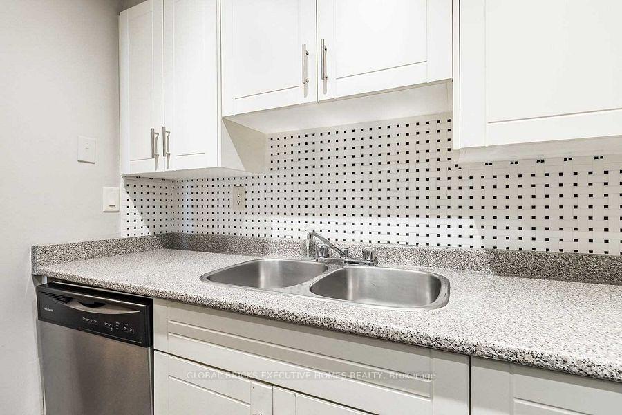 Photo 8 of Unit 1101, 4 Lisa Street, Brampton, Queen Street Corridor — HOMEH