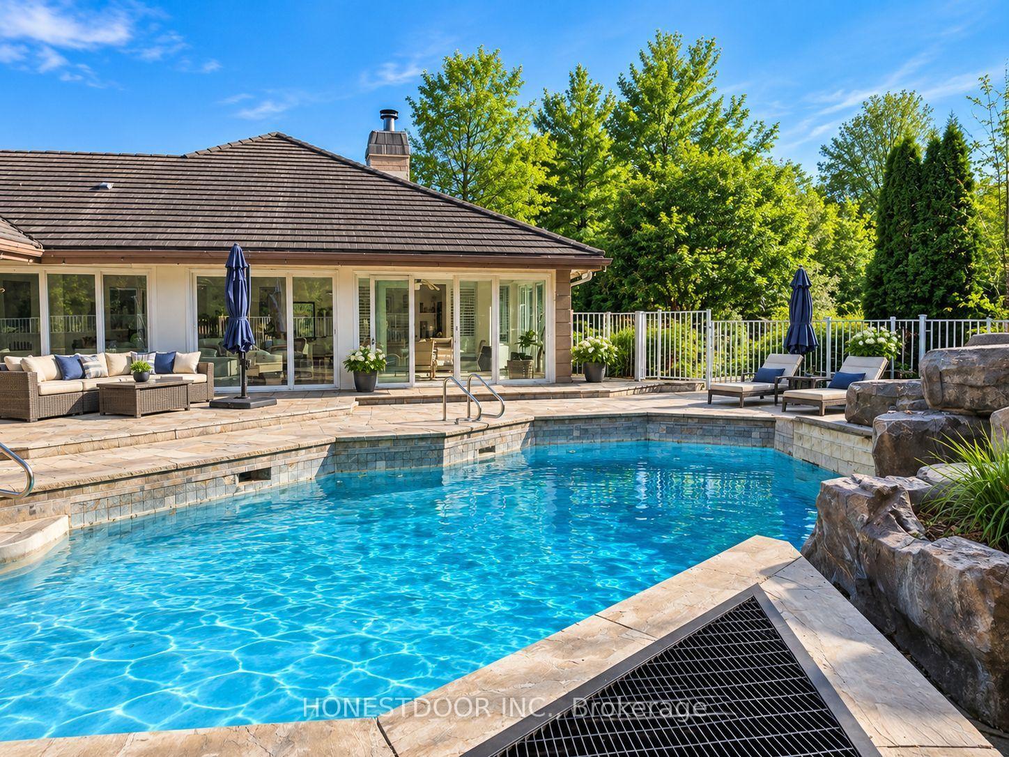 Photo 5 of 5851 Knights Drive, Ottawa, Manotick East to Manotick Station — HOMEH