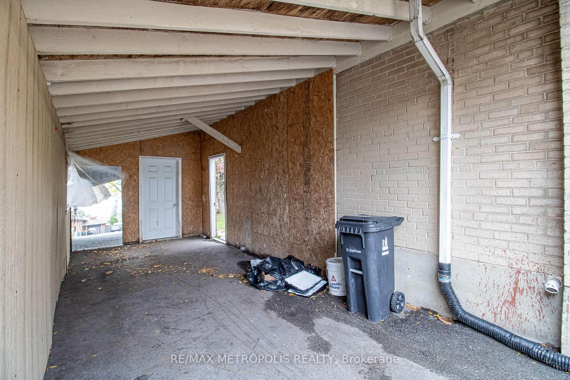 Photo 21 of Unit Upper, 57 Chancellor Drive, Scarborough, Woburn — HOMEH