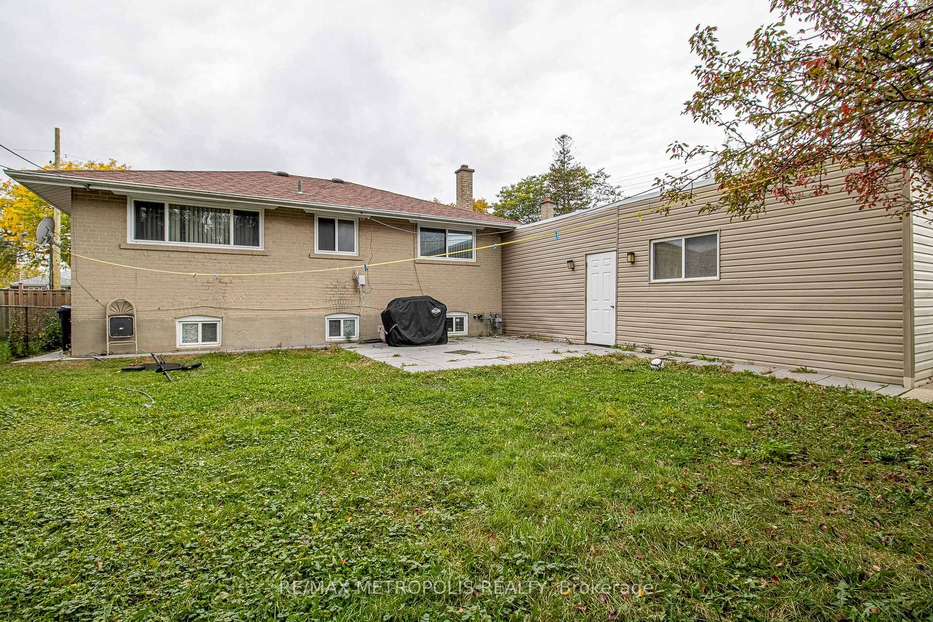 Photo 23 of Unit Upper, 57 Chancellor Drive, Scarborough, Woburn — HOMEH