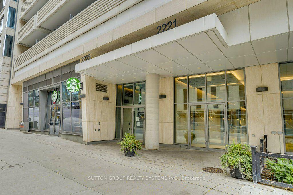 Photo 2 of Unit 2205, 2221 Yonge Street, Toronto, Mount Pleasant West — HOMEH