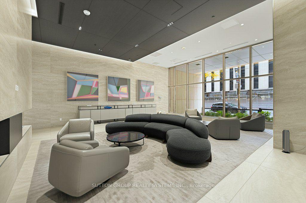 Photo 3 of Unit 2205, 2221 Yonge Street, Toronto, Mount Pleasant West — HOMEH