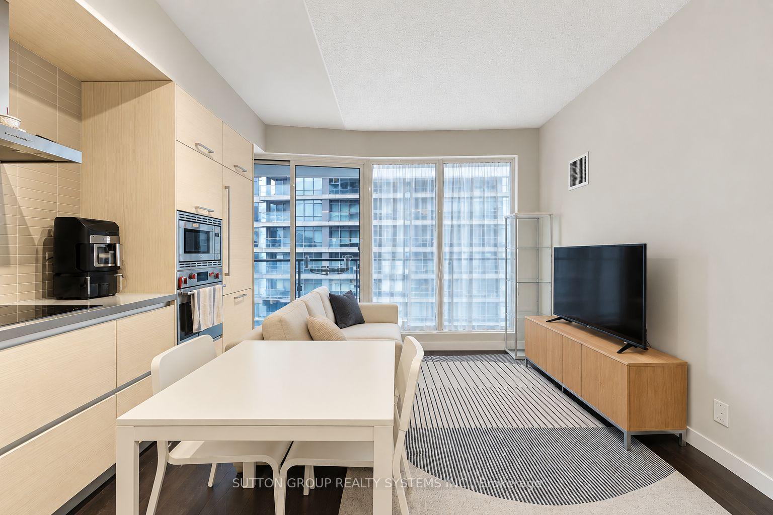 Photo 9 of Unit 2205, 2221 Yonge Street, Toronto, Mount Pleasant West — HOMEH