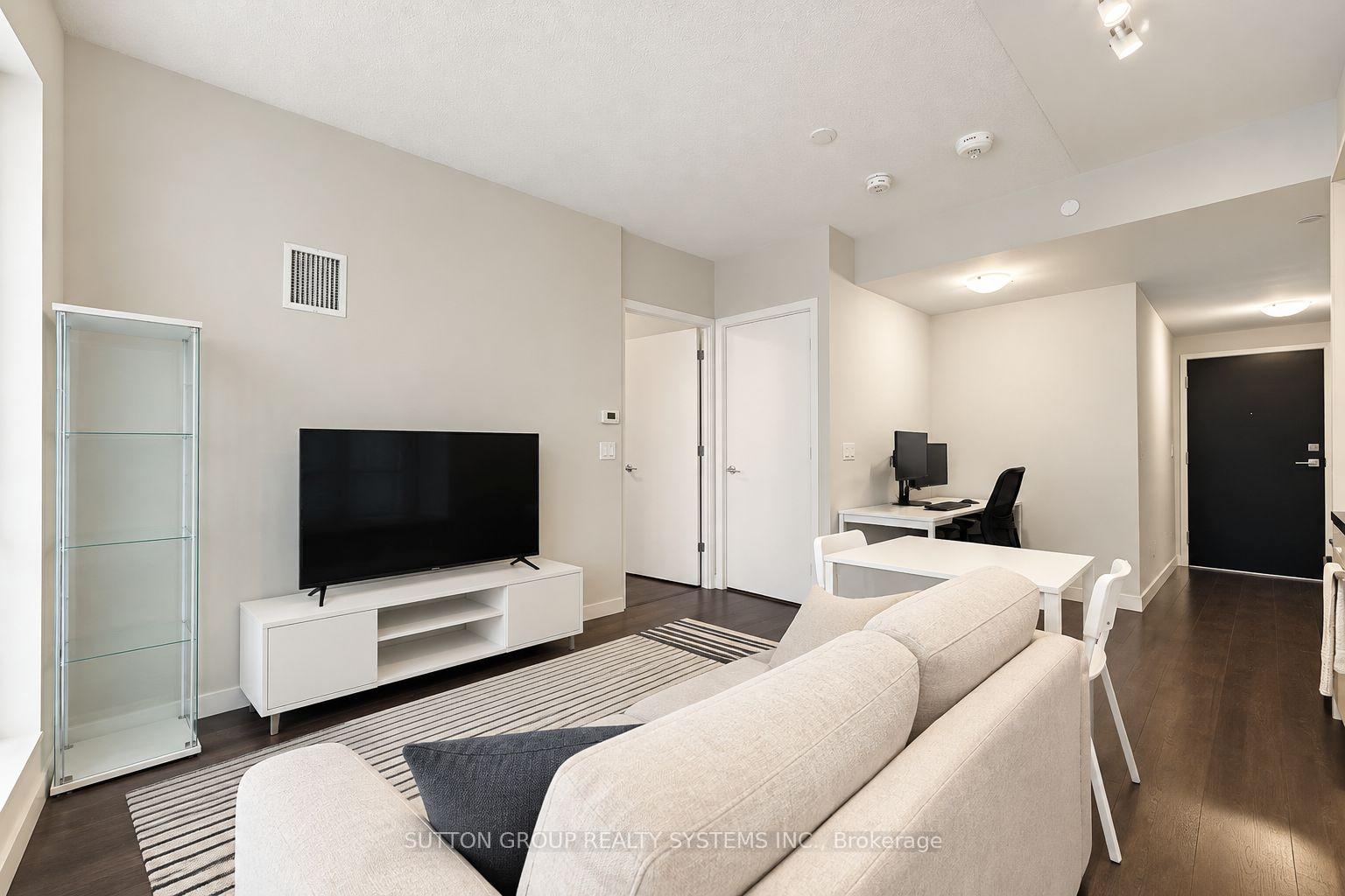 Photo 11 of Unit 2205, 2221 Yonge Street, Toronto, Mount Pleasant West — HOMEH