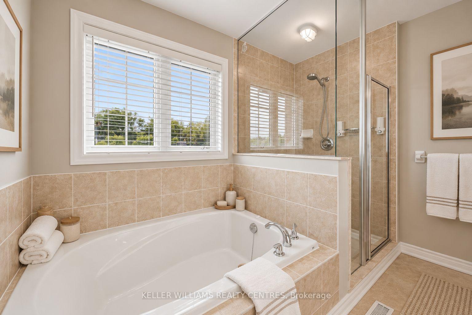 Photo 14 of 668 McGregor Farm Trail, Newmarket, Glenway Estates — HOMEH