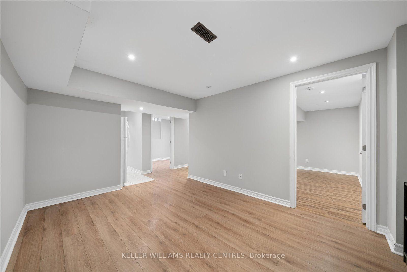 Photo 22 of 668 McGregor Farm Trail, Newmarket, Glenway Estates — HOMEH