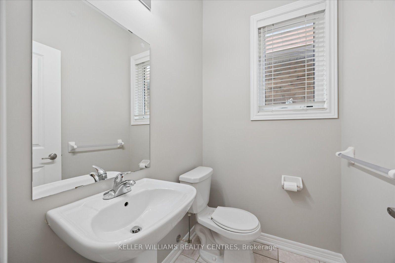 Photo 32 of 668 McGregor Farm Trail, Newmarket, Glenway Estates — HOMEH