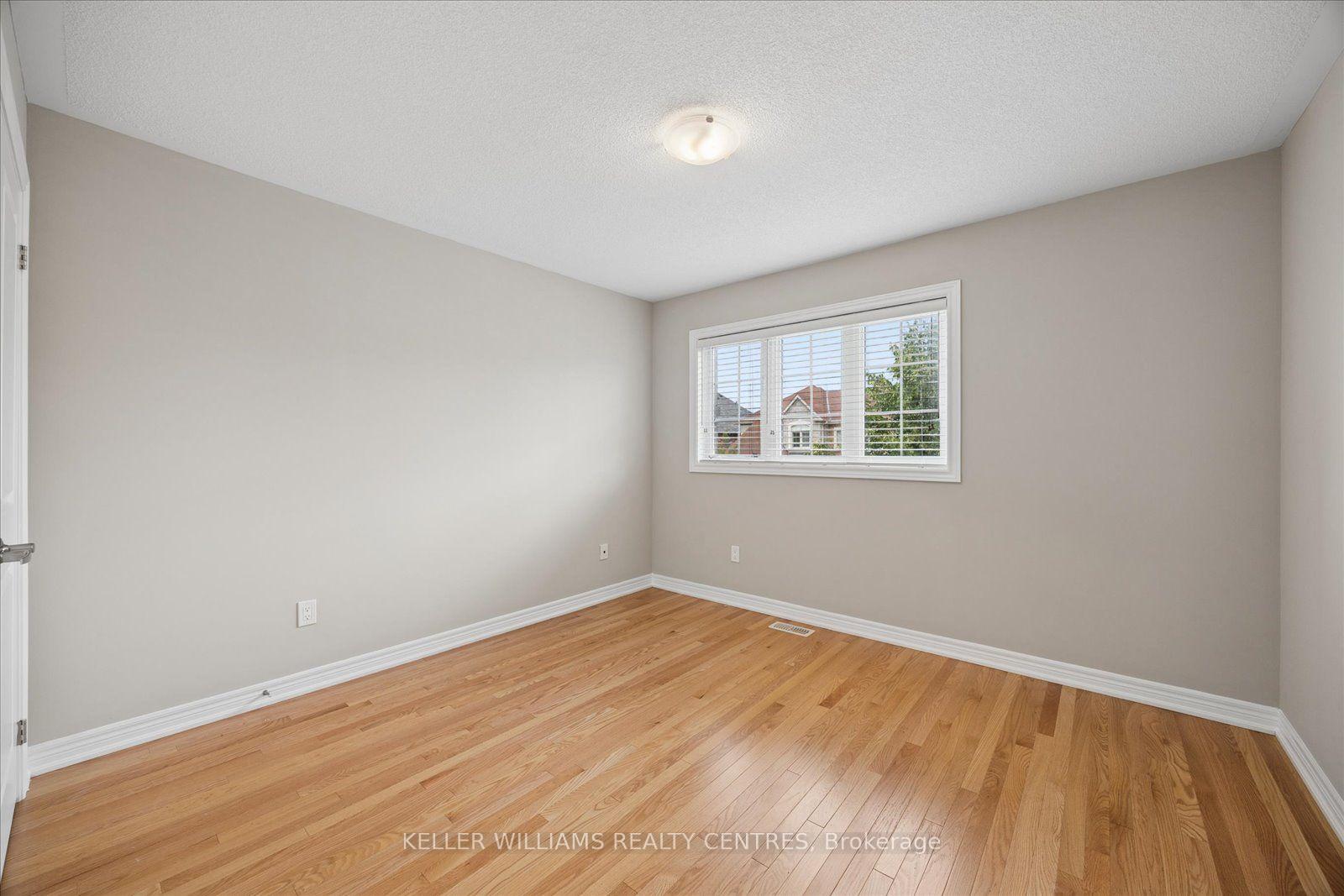 Photo 35 of 668 McGregor Farm Trail, Newmarket, Glenway Estates — HOMEH
