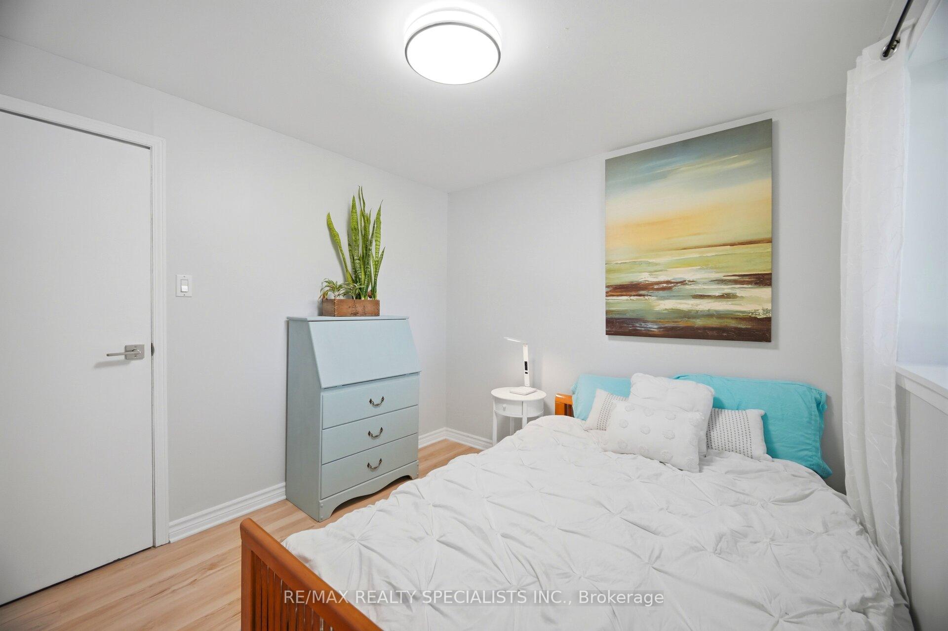 Photo 31 of 3673 Fieldgate Drive, Mississauga, Applewood — HOMEH