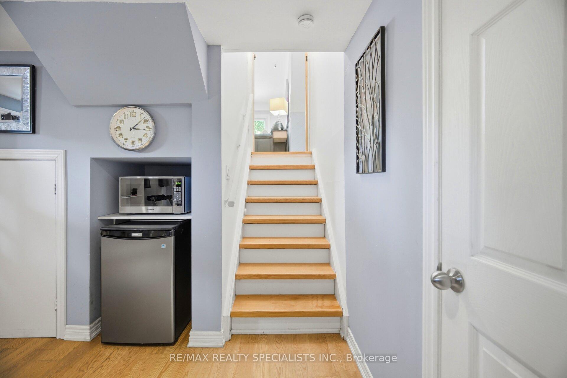Photo 33 of 3673 Fieldgate Drive, Mississauga, Applewood — HOMEH