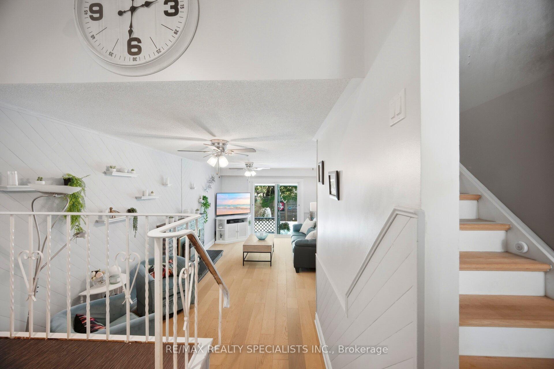 Photo 48 of 3673 Fieldgate Drive, Mississauga, Applewood — HOMEH