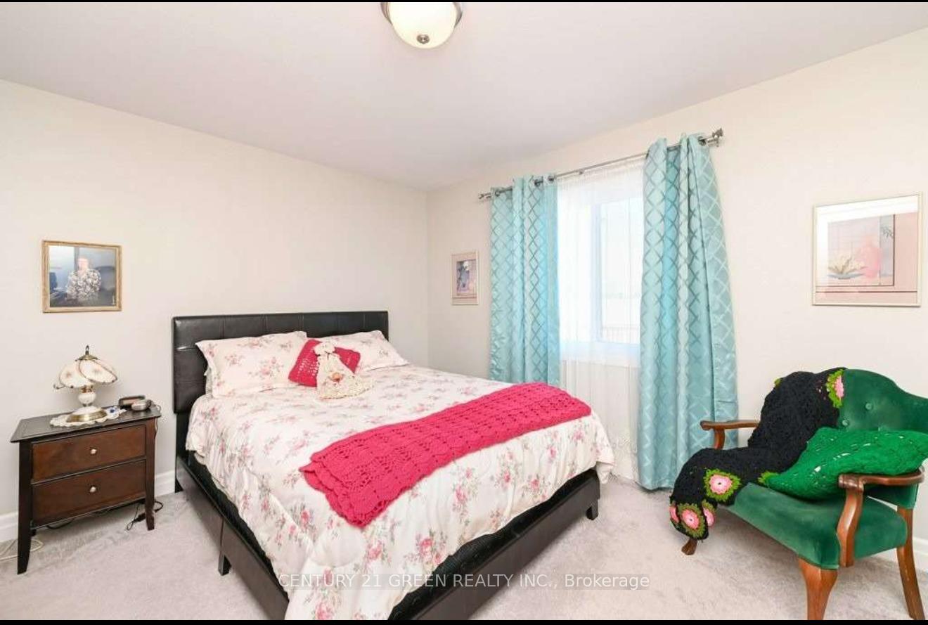 Photo 15 of 100 Spruce Gardens Court, Belleville, Belleville Ward — HOMEH