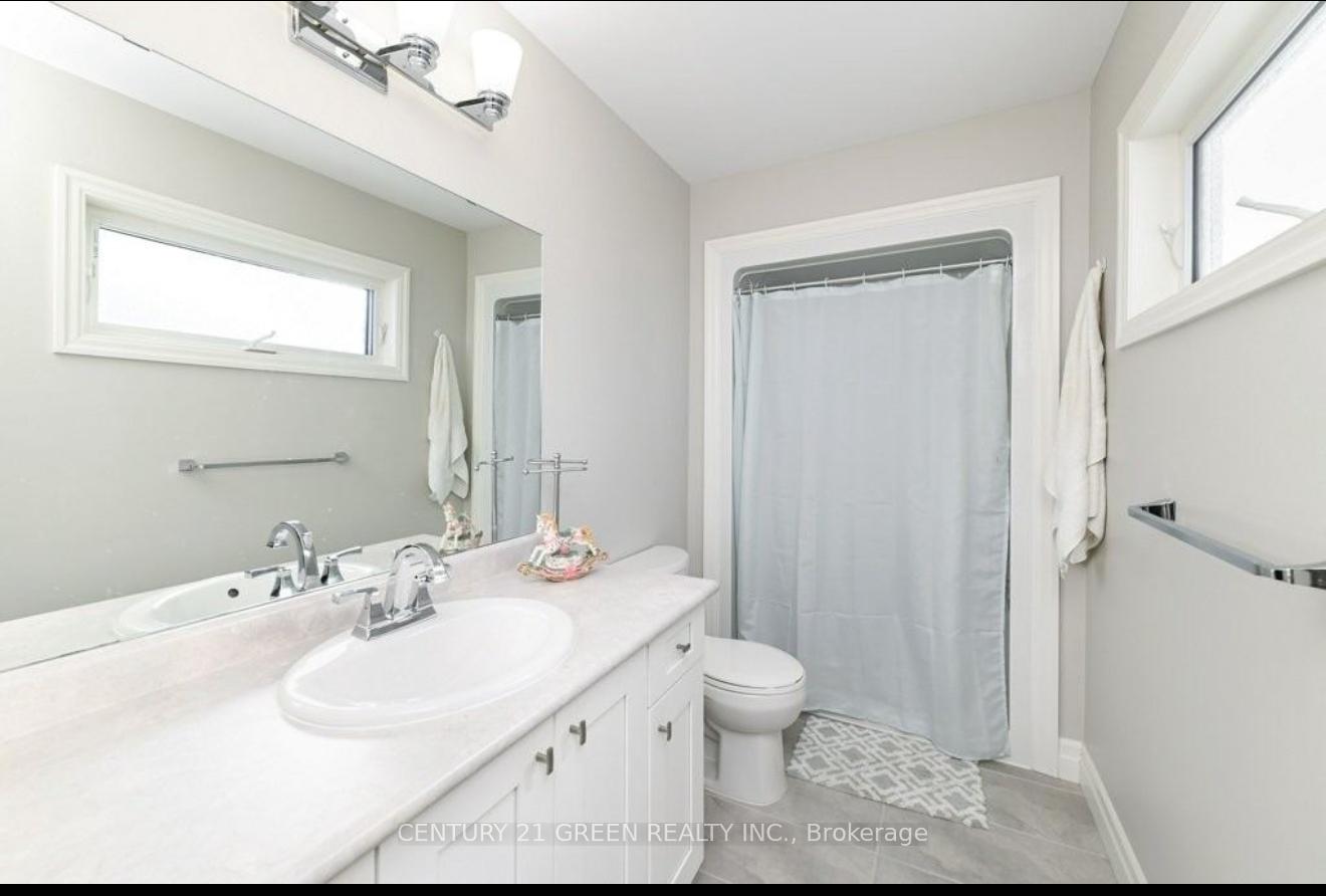 Photo 16 of 100 Spruce Gardens Court, Belleville, Belleville Ward — HOMEH