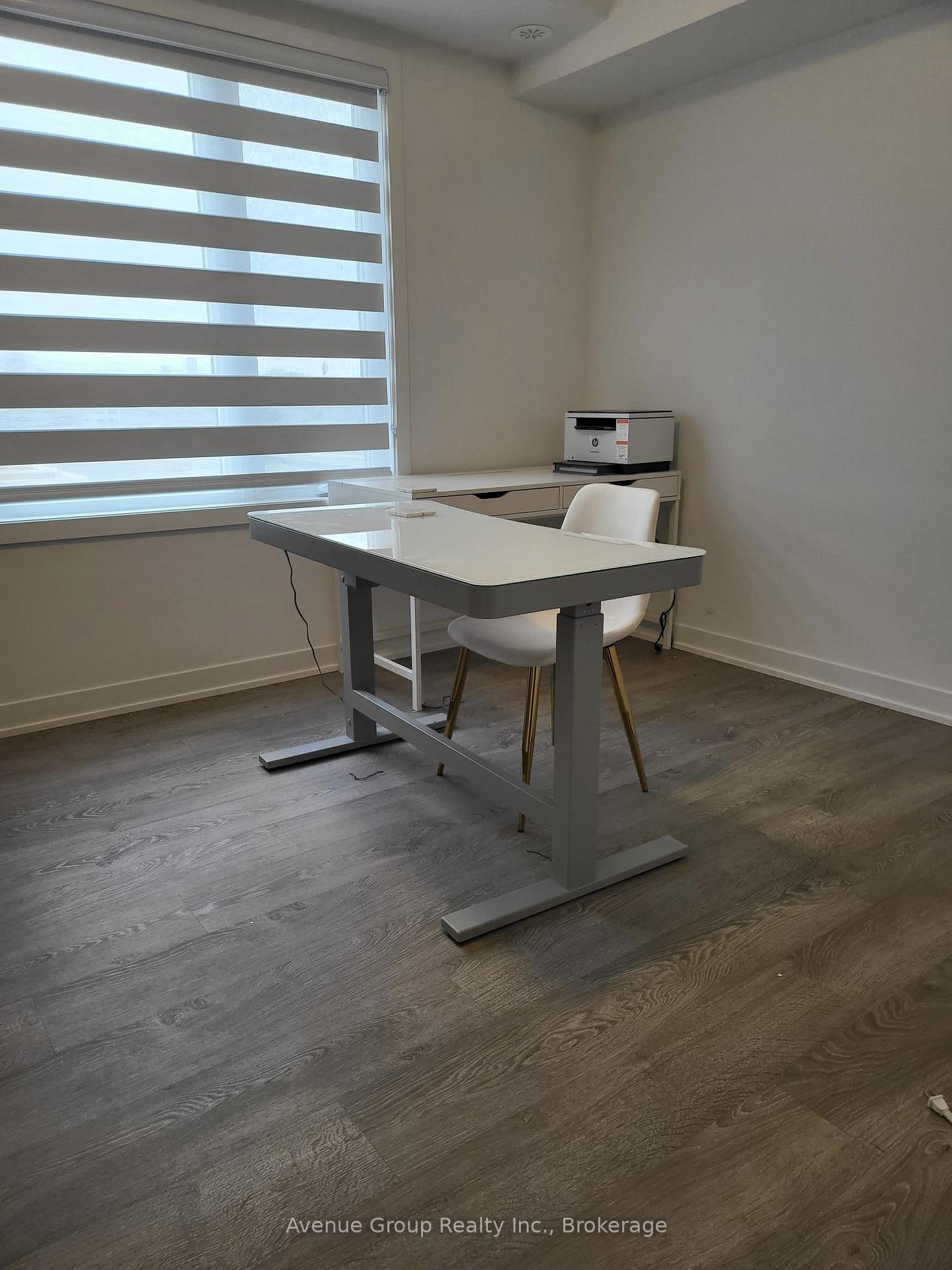Photo 19 of 60 Hooyo Terrace, Toronto, Englemount-Lawrence — HOMEH