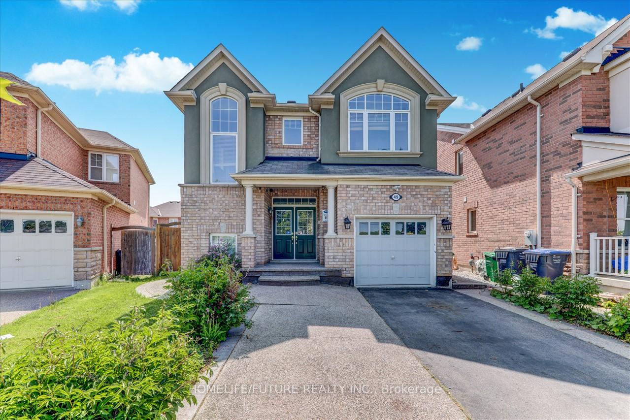 Photo 2 of Unit Main & 2nd, 49 Peppermint Close, Brampton, Bram East — HOMEH