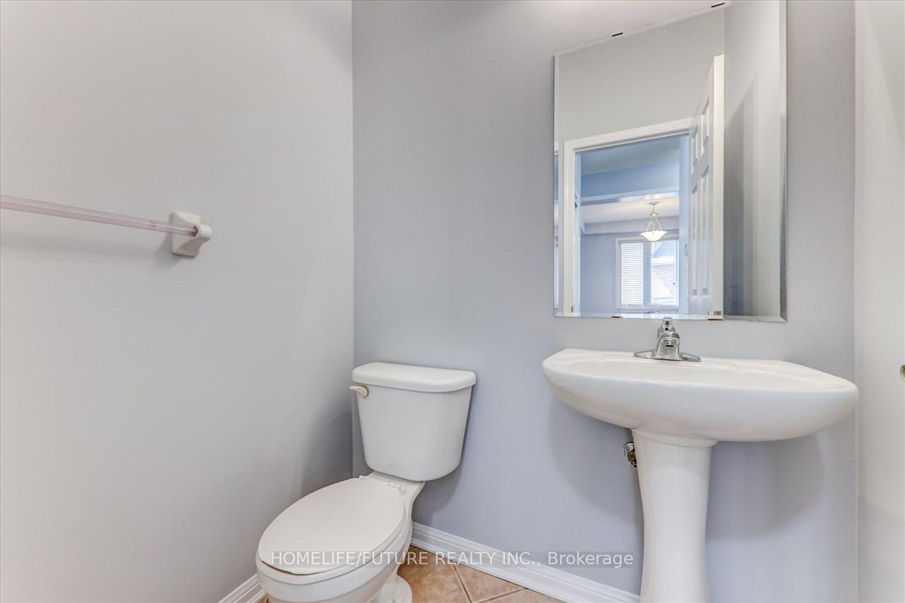 Photo 13 of Unit Main & 2nd, 49 Peppermint Close, Brampton, Bram East — HOMEH