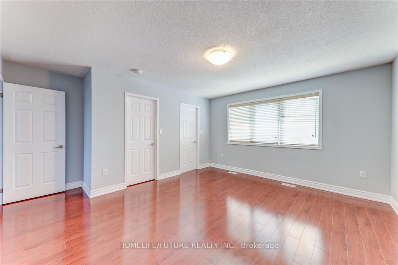 Photo 24 of Unit Main & 2nd, 49 Peppermint Close, Brampton, Bram East — HOMEH